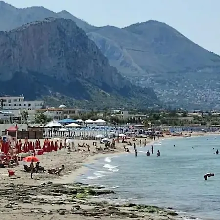Incantevole 90 Mq A Due Passi Mare Mozzafiato Holiday home Isola delle Femmine